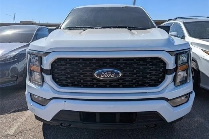 2023 Ford F-150 XL photo 1