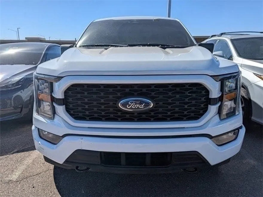 2023 Ford F-150 XL photo 1