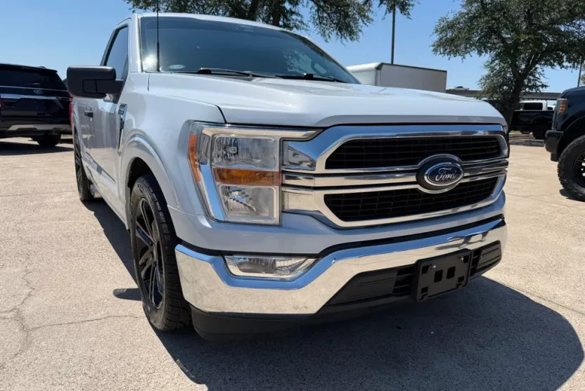 2022 Ford F-150 XLT photo 1