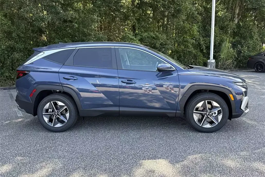 2026 Hyundai Tucson SEL photo 1