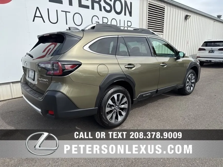 2025 Subaru Outback Touring XT photo 1