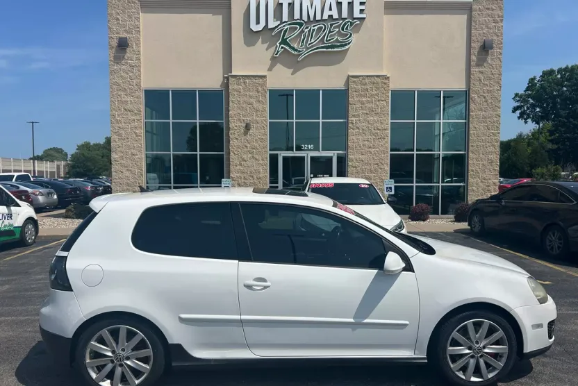 2008 Volkswagen Golf GTI SEL Premium photo 1