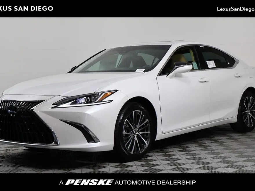 2025 Lexus ES 300h photo 1