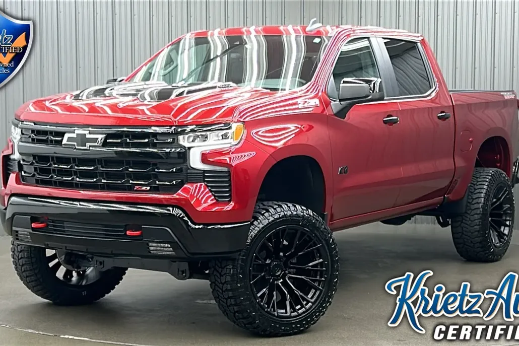 2024 Chevrolet Silverado 1500 LT Trail Boss photo 1