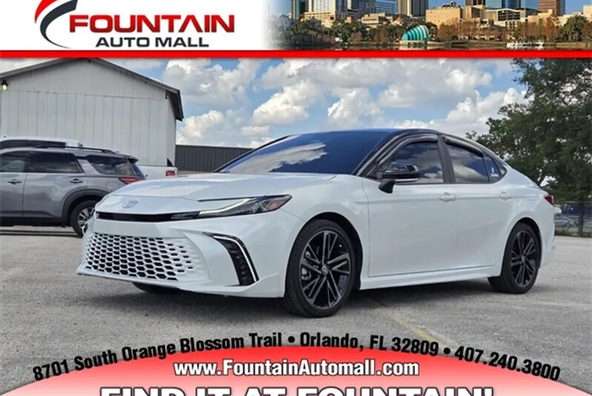 2025 Toyota Camry XSE photo 1