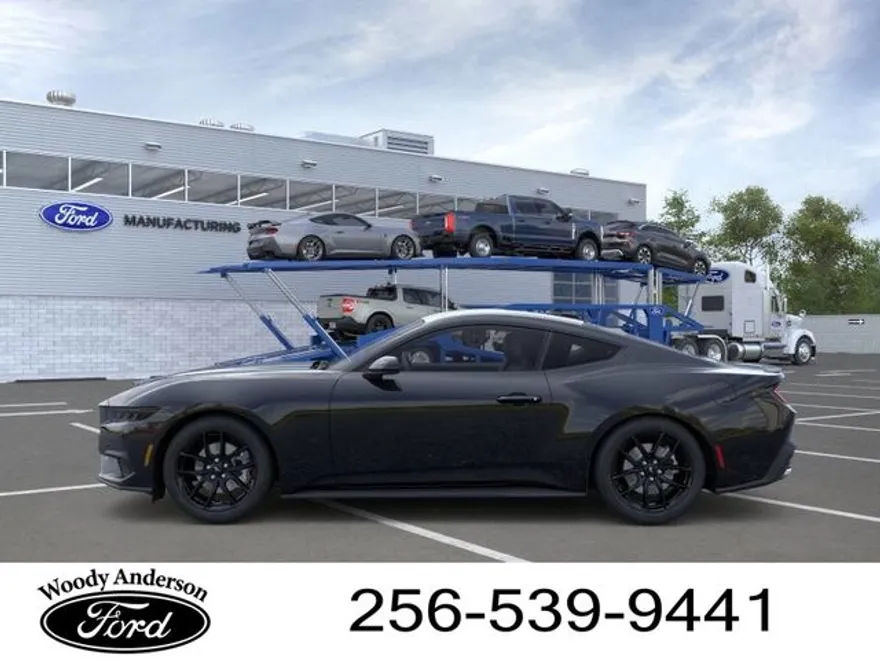 2025 Ford Mustang EcoBoost photo 1