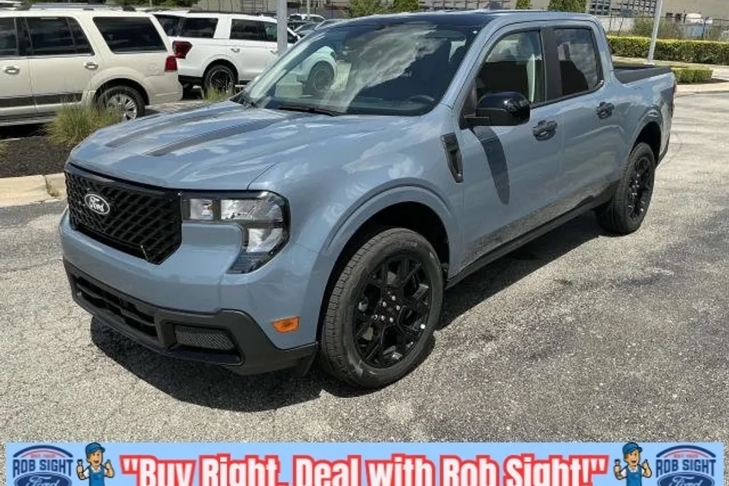 2025 Ford Maverick XLT photo 1