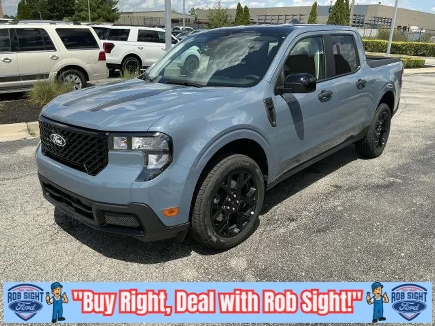 2025 Ford Maverick XLT photo 1