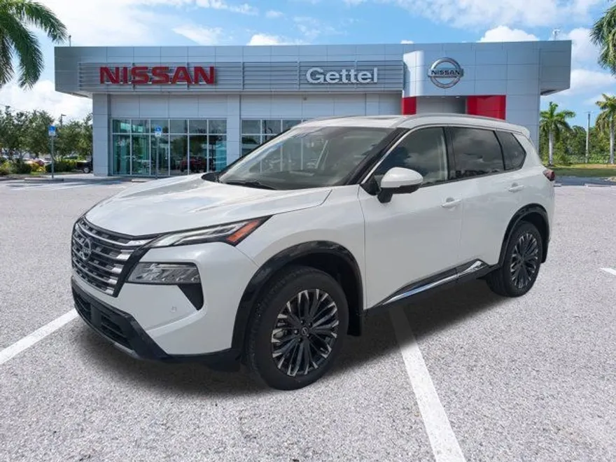 2025 Nissan Rogue Platinum photo 1