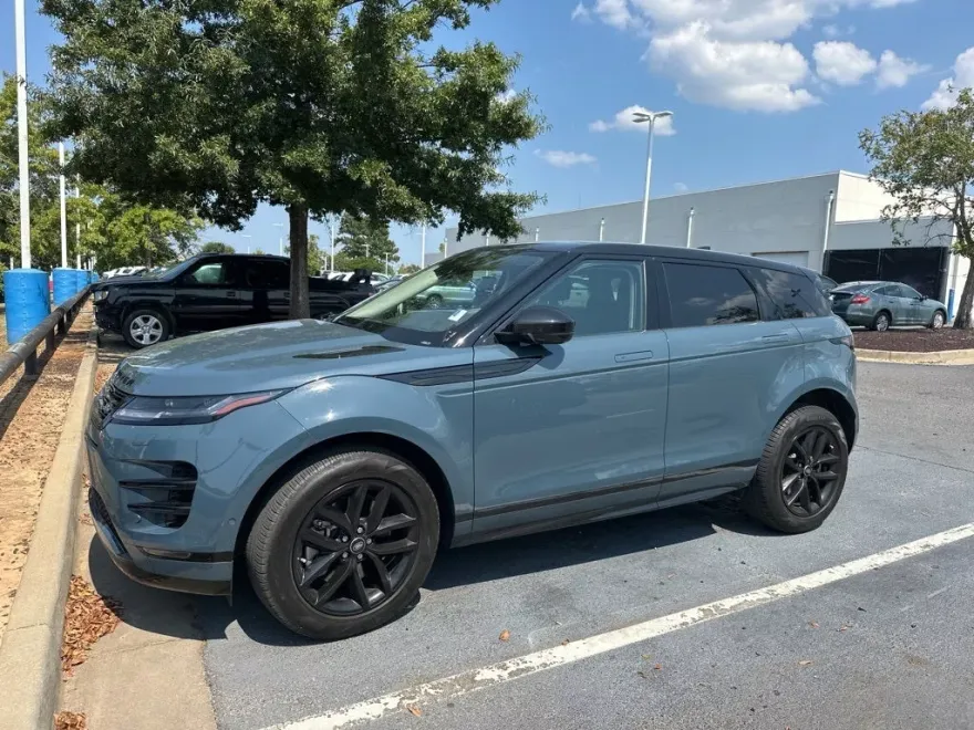 2024 Land Rover Range Rover Evoque Dynamic SE photo 1