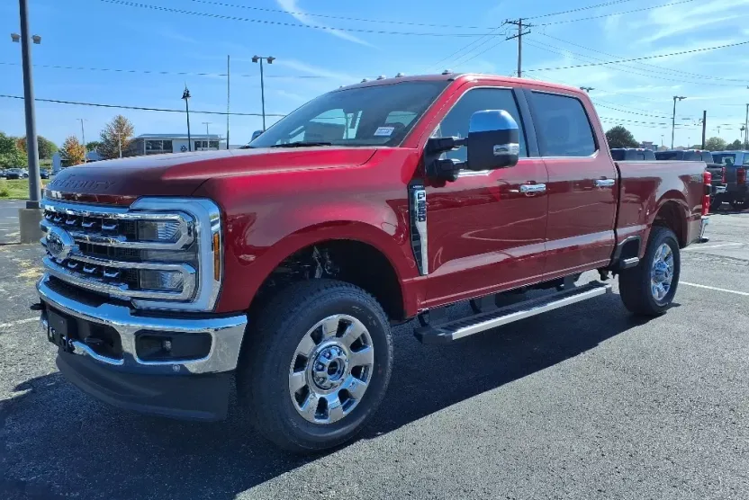 2026 Ford F-250 Lariat photo 1