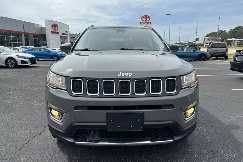 2021 Jeep Compass Limited photo 1