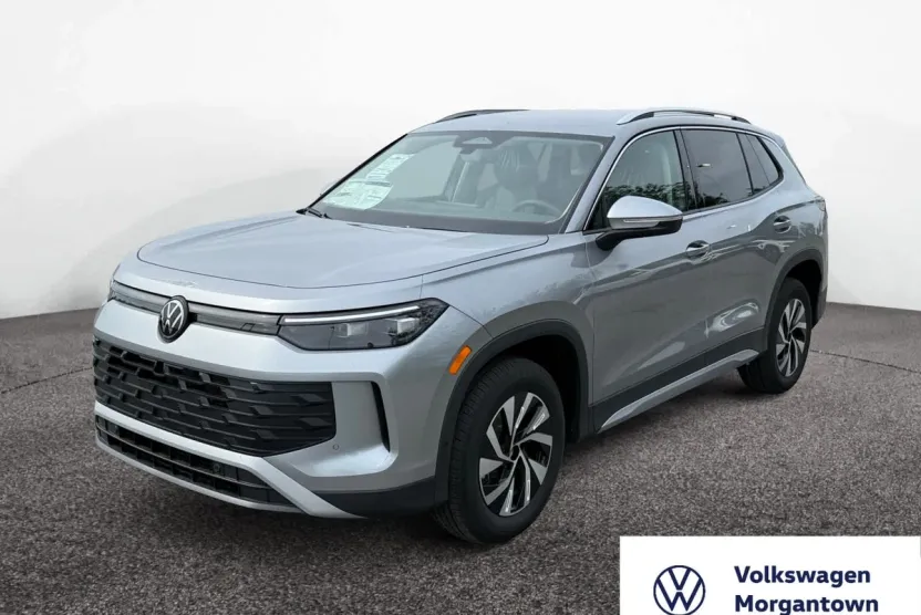 2025 Volkswagen Tiguan S photo 1
