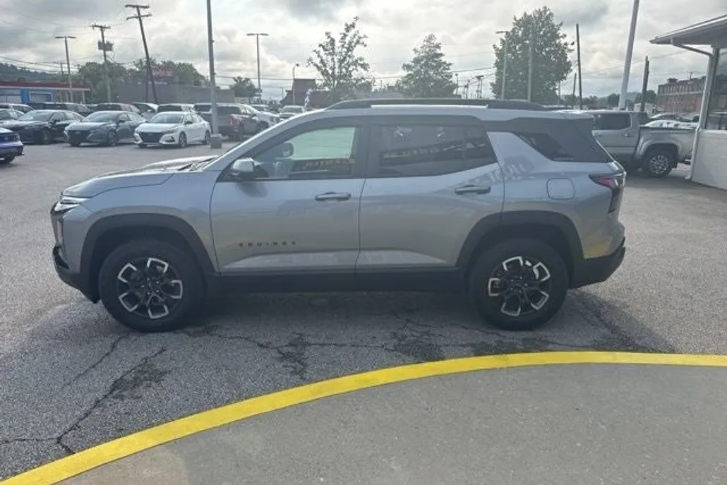 2026 Chevrolet Equinox ACTIV photo 1