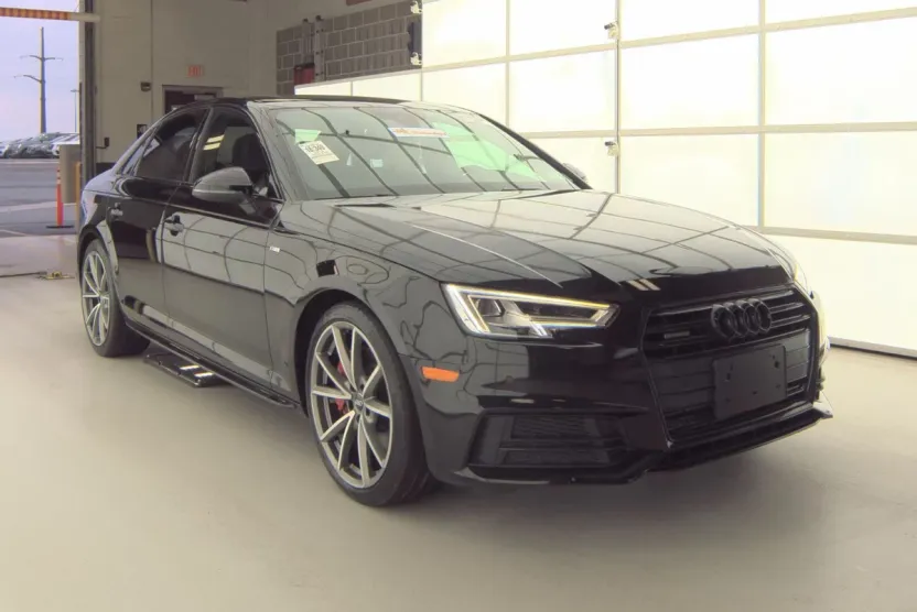2018 Audi A4 Premium Plus Quattro photo 1