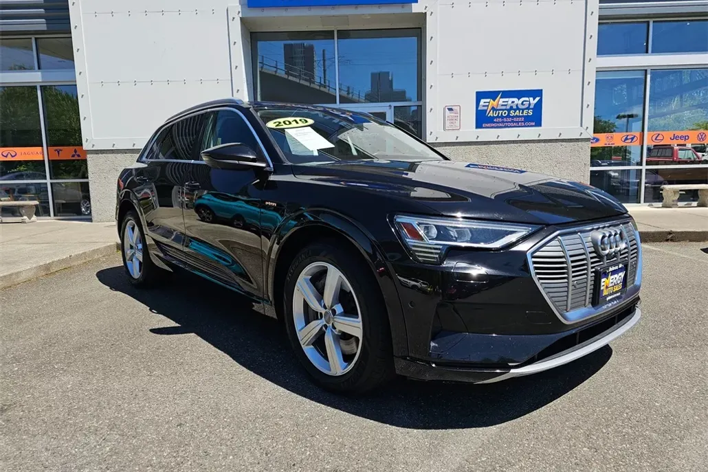 2019 Audi e-tron Premium Plus photo 1