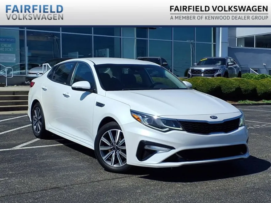 2019 Kia Optima LX photo 1