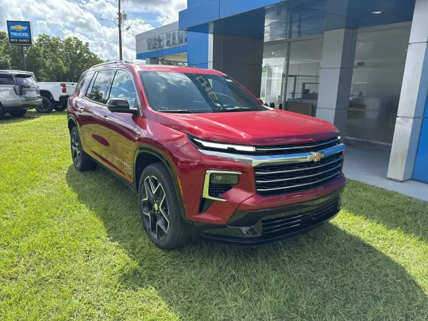 2025 Chevrolet Traverse High Country photo 1