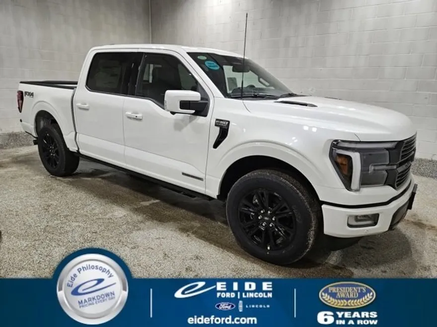 2025 Ford F-150 Platinum photo 1