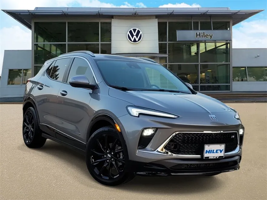 2025 Buick Encore GX Sport Touring photo 1