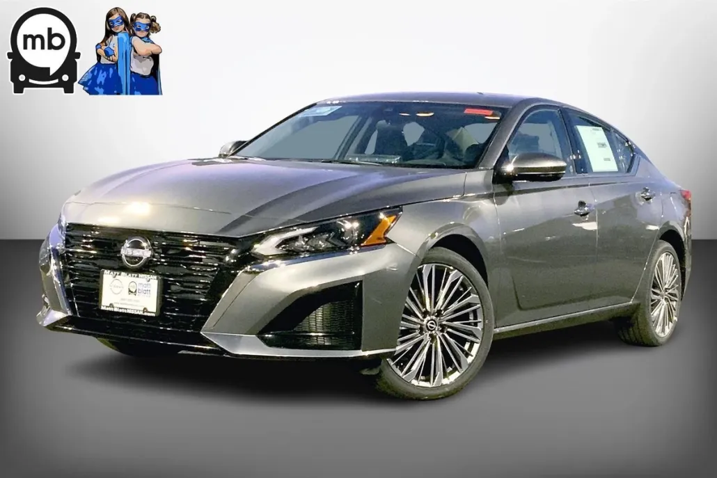 2025 Nissan Altima SL photo 1