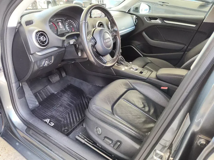2015 Audi A3 2.0T Premium Plus 2.0 photo 1