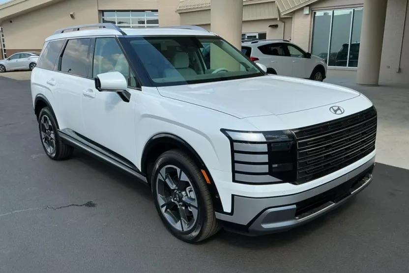 2026 Hyundai Palisade Limited photo 1