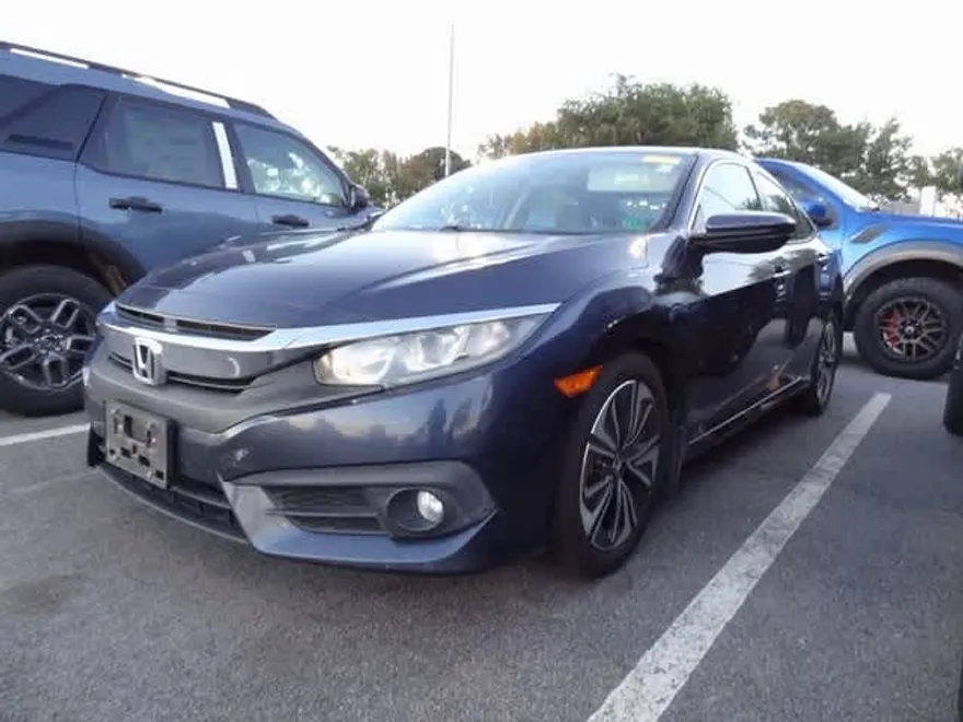 2016 Honda Civic EX-T photo 1