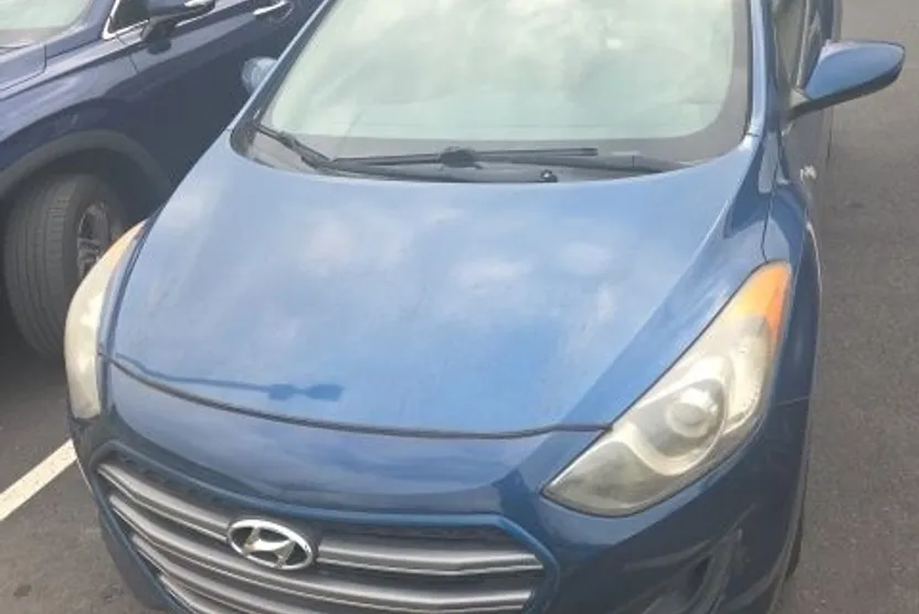 2016 Hyundai Elantra GT Base photo 1