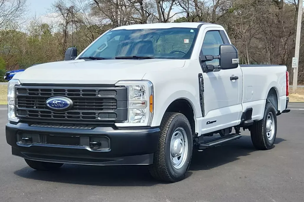 2025 Ford F-250 XL photo 1