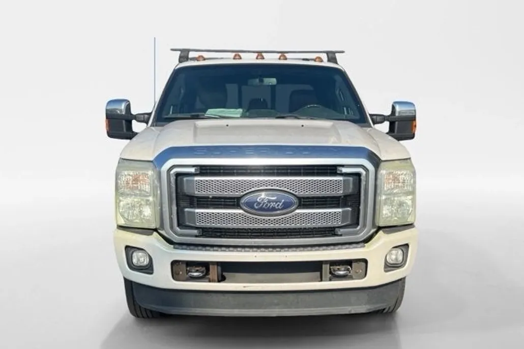 2016 Ford F-350 Lariat photo 1