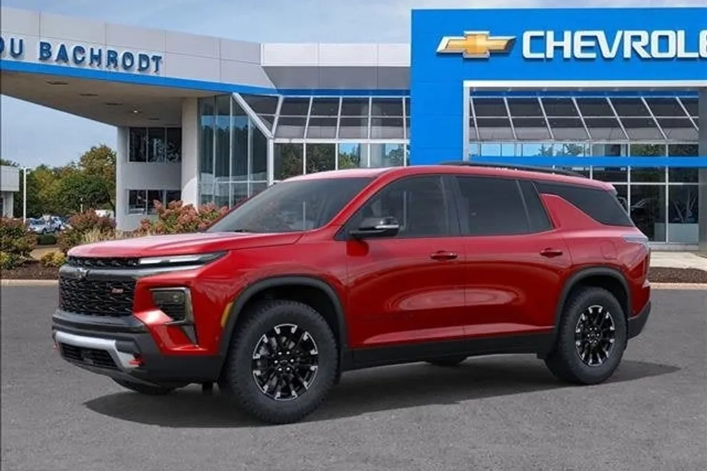 2026 Chevrolet Traverse Z71 photo 1