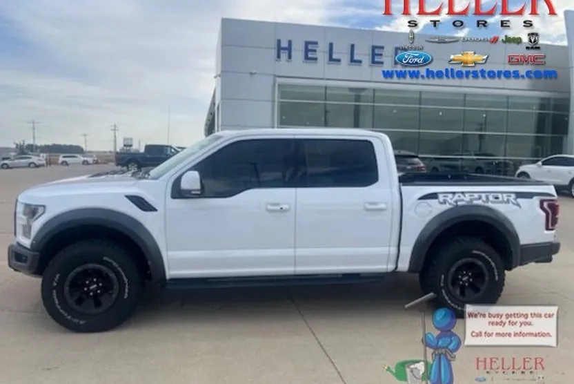 2017 Ford F-150 Raptor photo 1