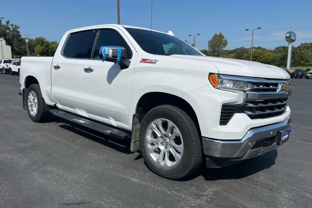 2022 Chevrolet Silverado 1500 LTZ photo 1