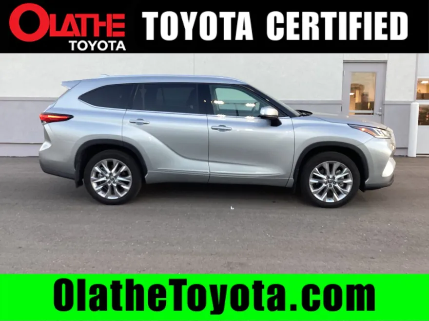 2021 Toyota Highlander Limited photo 1