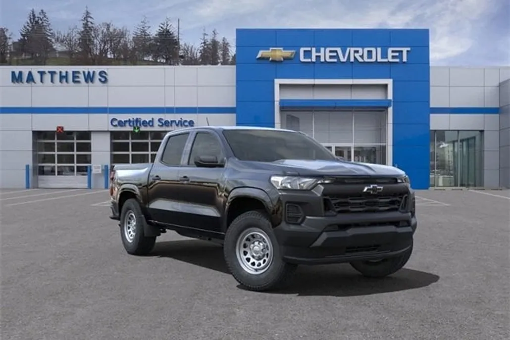 2025 Chevrolet Colorado LT photo 1
