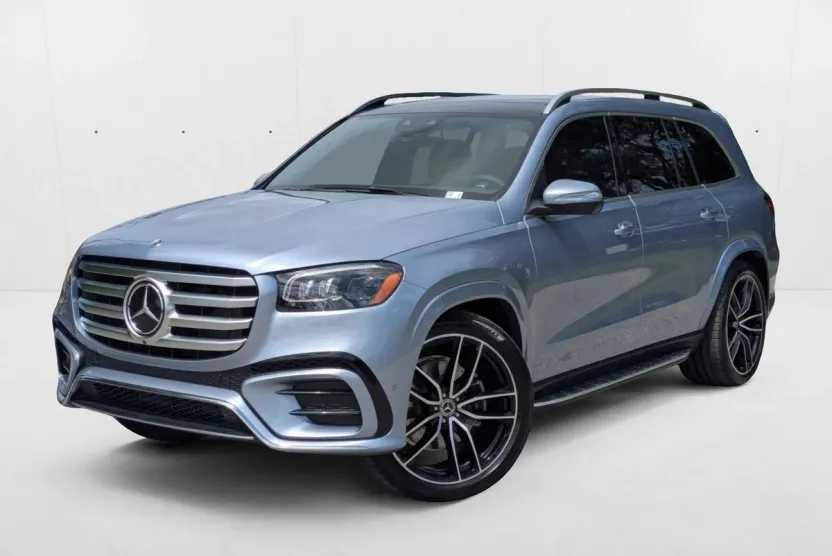 2026 Mercedes Benz GLS 450 4MATIC photo 1