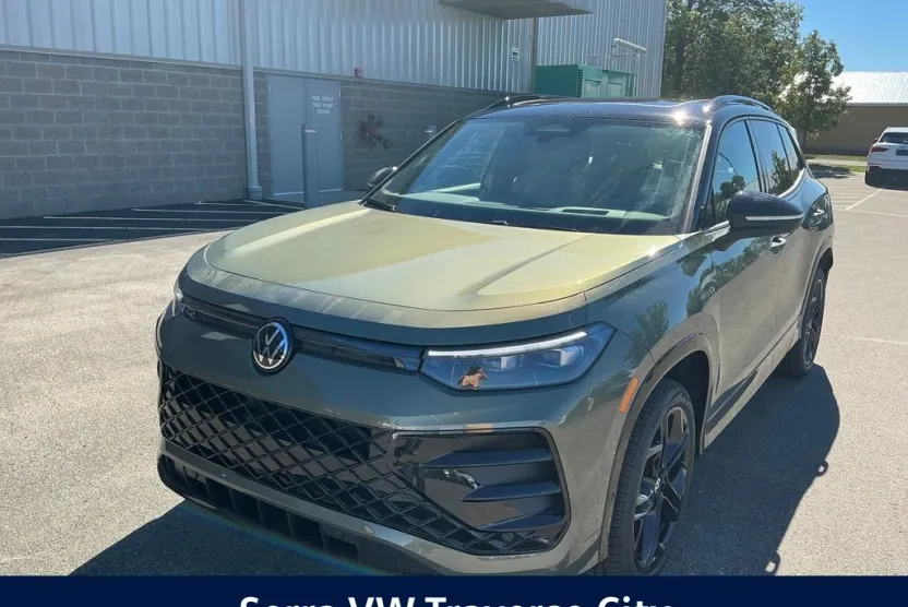 2025 Volkswagen Tiguan SE R-Line Black photo 1