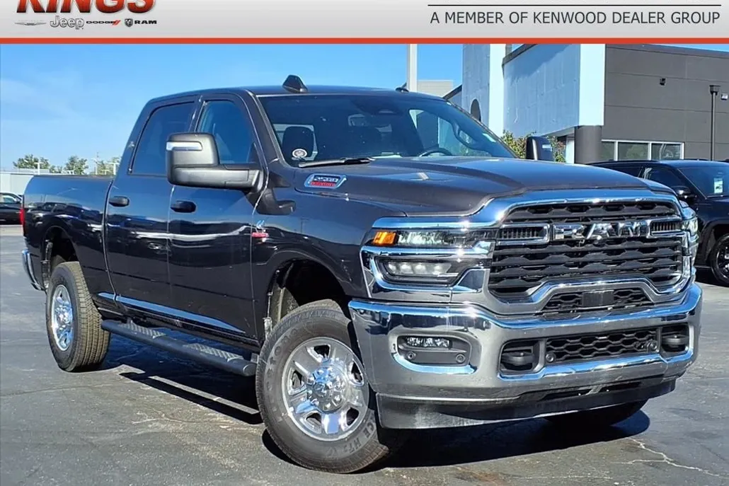 2025 Ram 2500 Tradesman photo 1