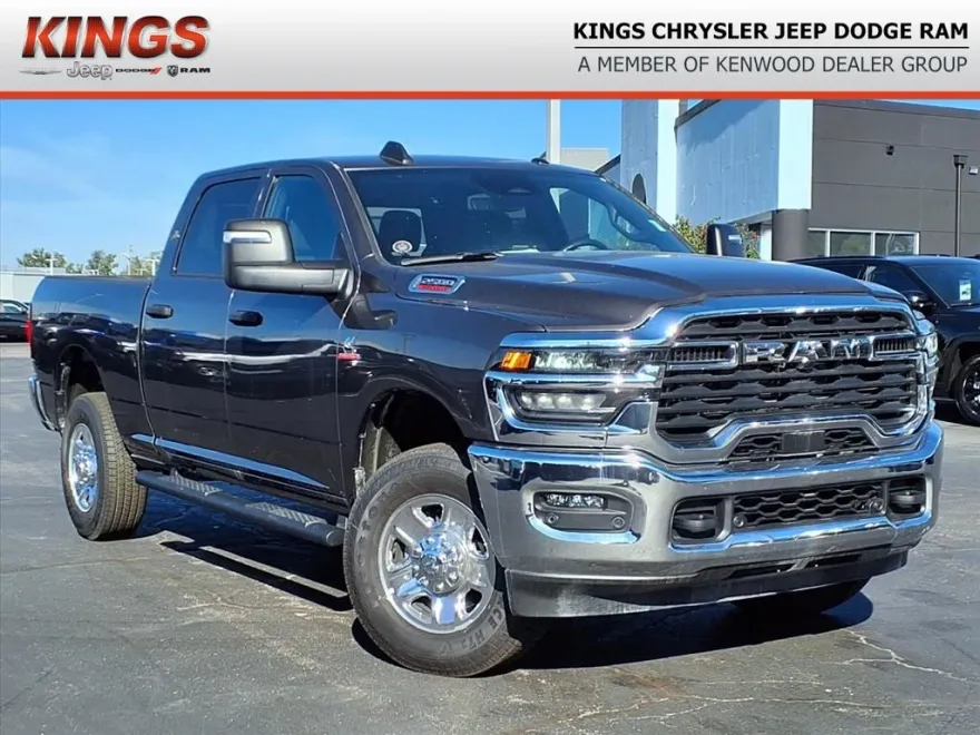 2025 Ram 2500 Tradesman photo 1