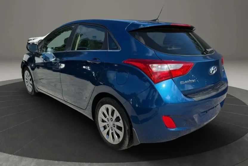 2016 Hyundai Elantra GT photo 1