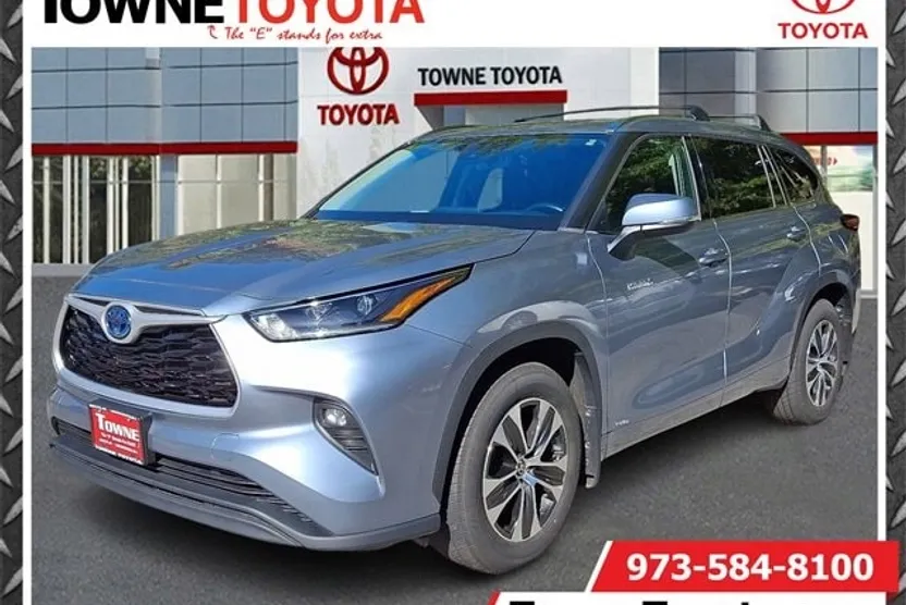 2021 Toyota Highlander Hybrid XLE photo 1