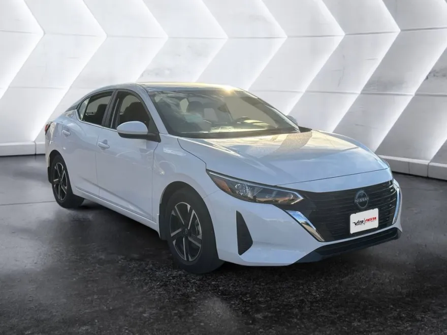 2025 Nissan Sentra SV photo 1