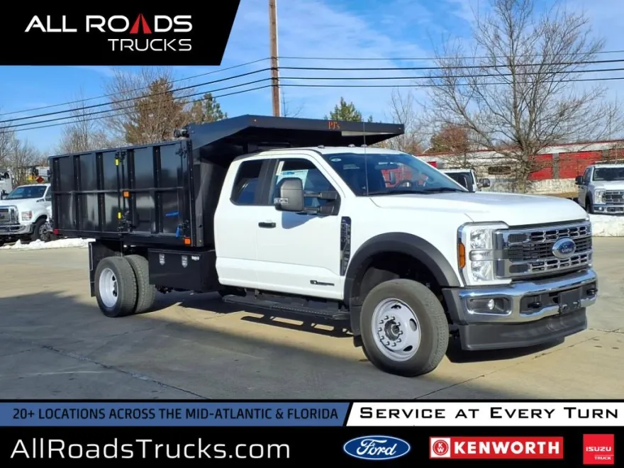2024 Ford F-550 photo 1