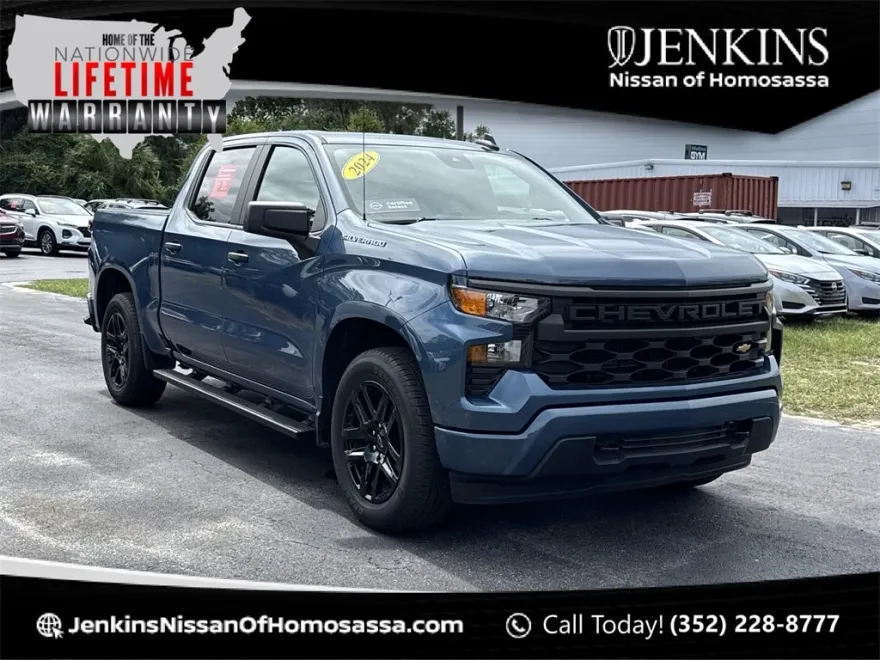 2024 Chevrolet Silverado 1500 Custom photo 1