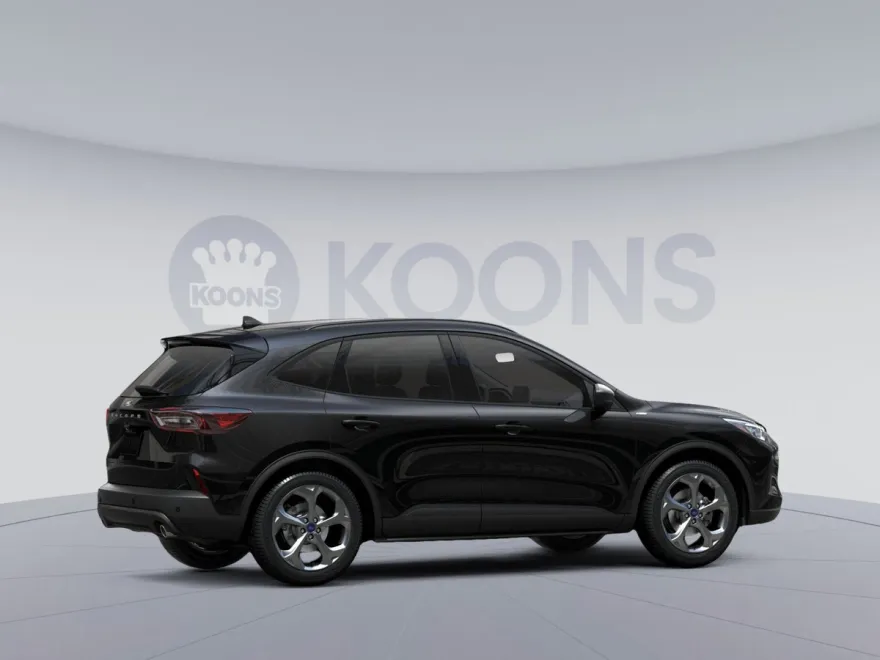 2025 Ford Escape ST-Line photo 1