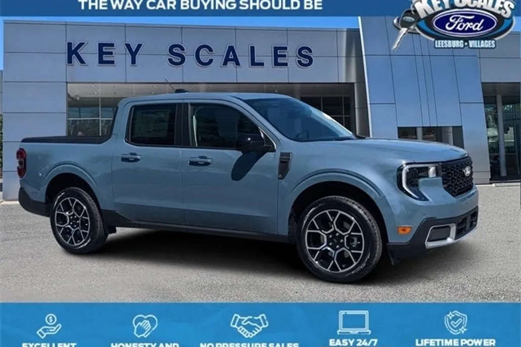 2025 Ford Maverick Lariat photo 1