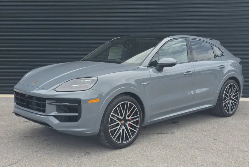 2026 Porsche Cayenne E-Hybrid Coupe Base photo 1