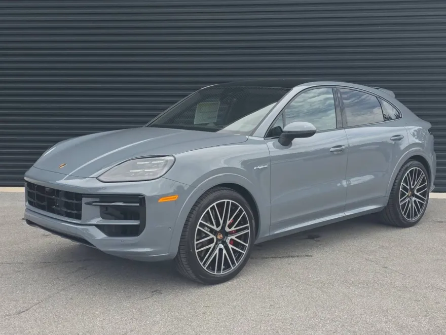 2026 Porsche Cayenne E-Hybrid Coupe Base photo 1