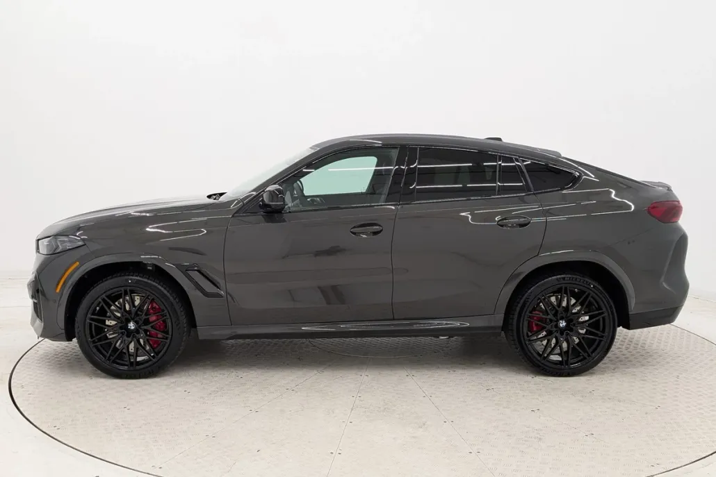 2026 Bmw X6 photo 1